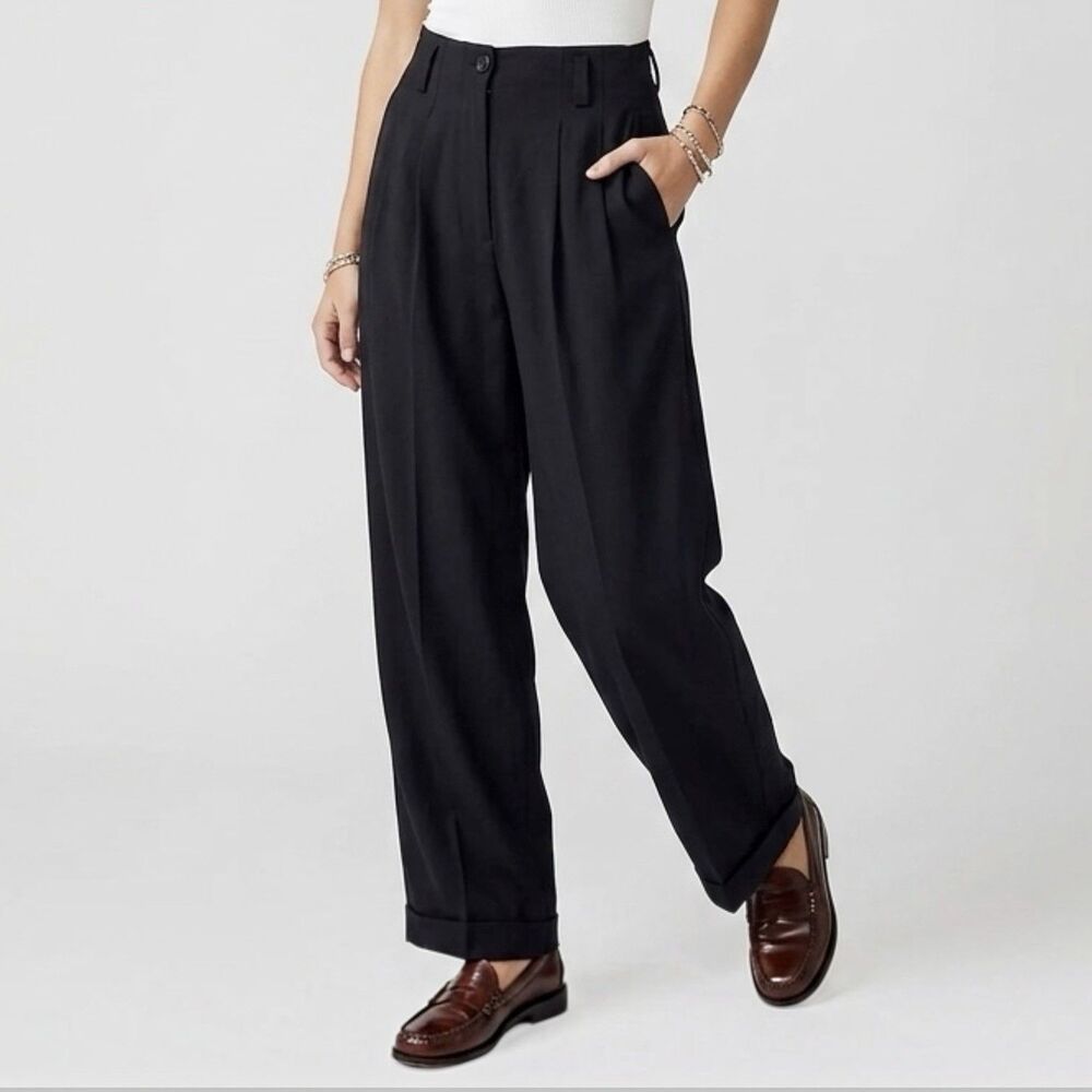 Vintage 90s Black High Waisted Pleated Trousers Pants Cuffed 2P Triacetate Crepe